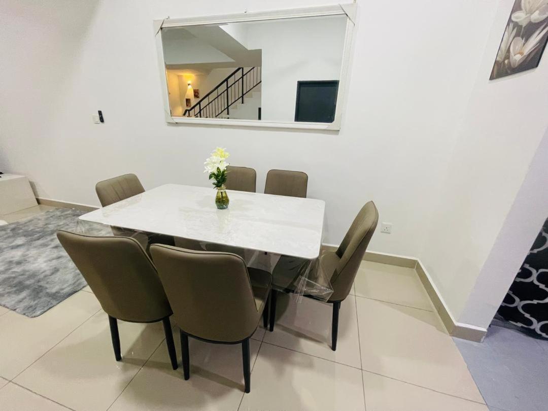 Gaya's Sri Klebang Rumah percutian